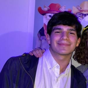 Meet your Posher, Thomas